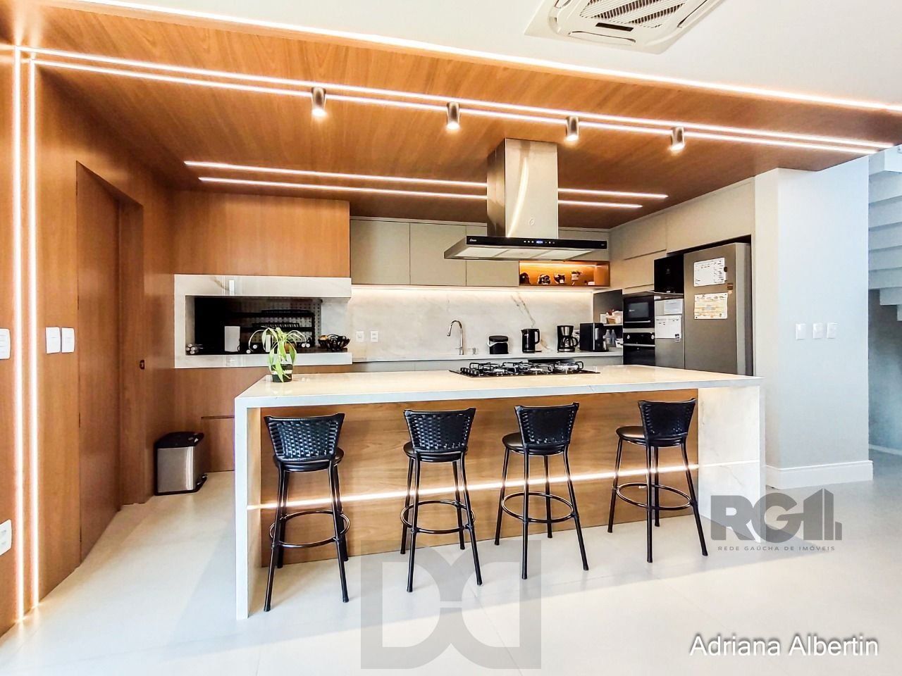Casa Condominio para Venda - 287.21m², 3 dormitórios, sendo 3 suites, 2 vagas - Alphaville — foto 9