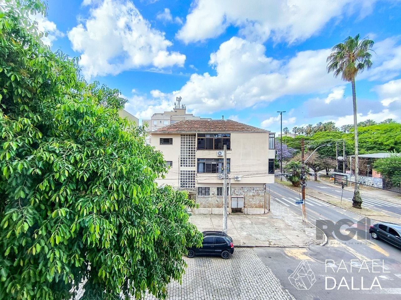 Na Rua Barão do Gravataí: Apartamento de 2 Dormitórios com Suíte e Churrasqueira, em estado de novo e LINDO, vaga de garagem. — foto 8