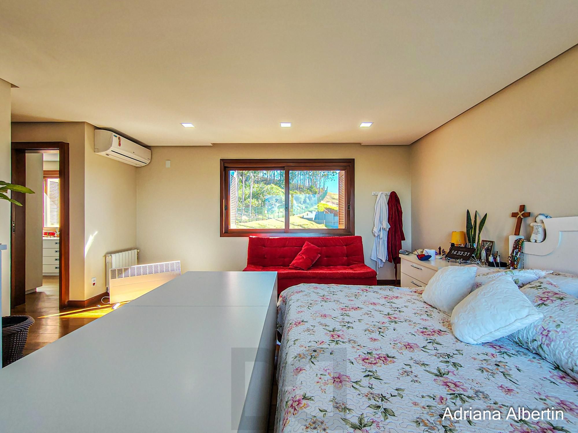 Casa estilo sítio no Alphaville Porto Alegre | Lago com carpas, pomar e vista permanente para o verde — foto 31
