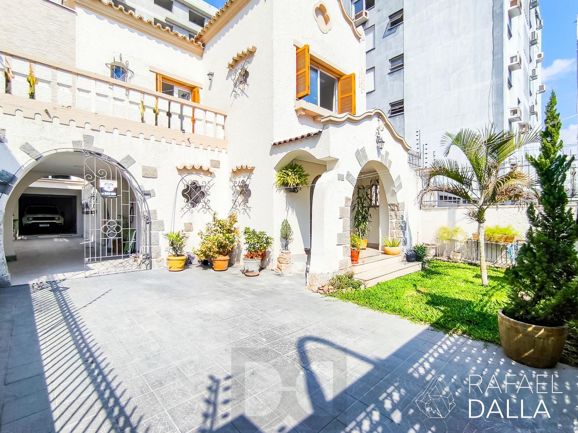Casa com piscina e 5 vagas em frente ao Zaffari na Luiz Afonso — foto 2
