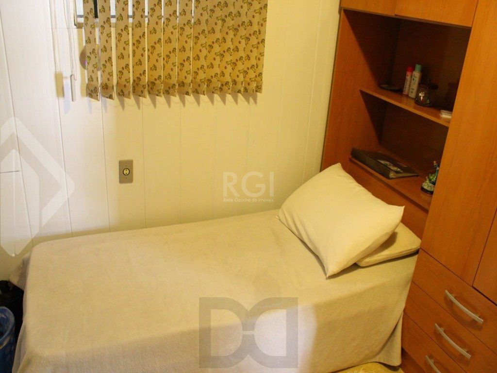 Casa para Venda - 246.24m², 5 dormitórios, sendo 1 suites, 4 vagas - Rubem Berta — foto 15