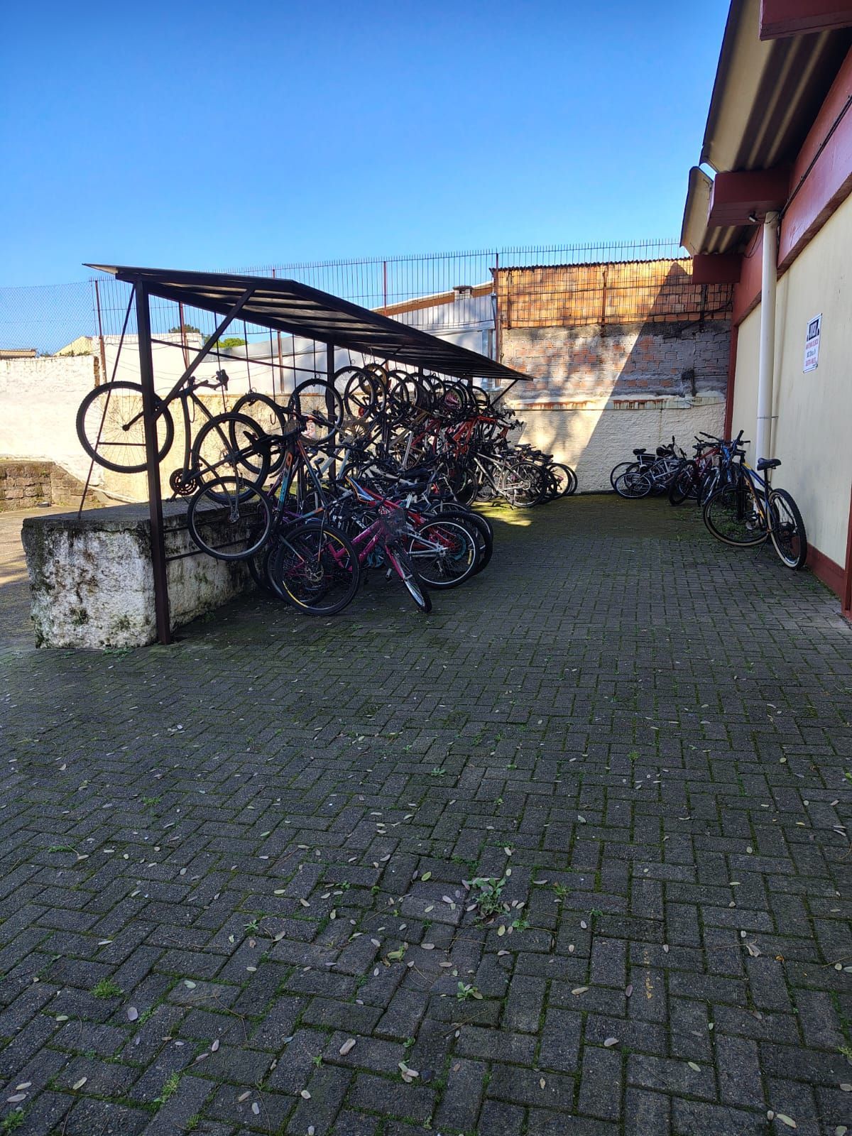 Apartamento 2 Dormitórios com estacionamento — foto 22