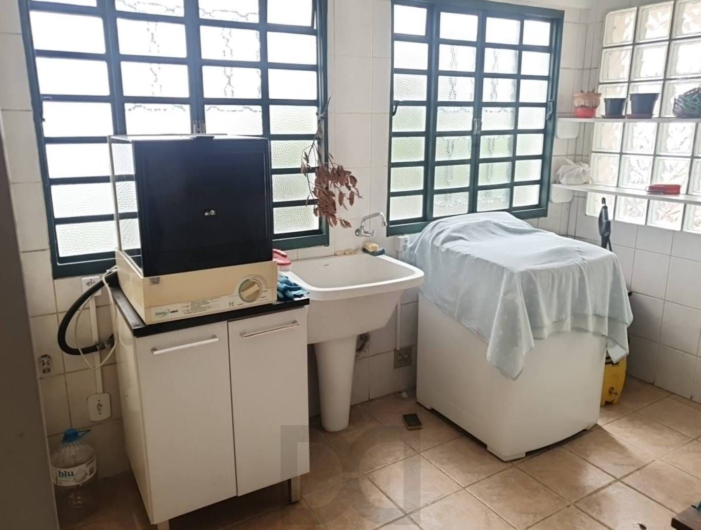 Amplo Sobrado 3Dormitórios Salão de Festas Churrasqueira — foto 17