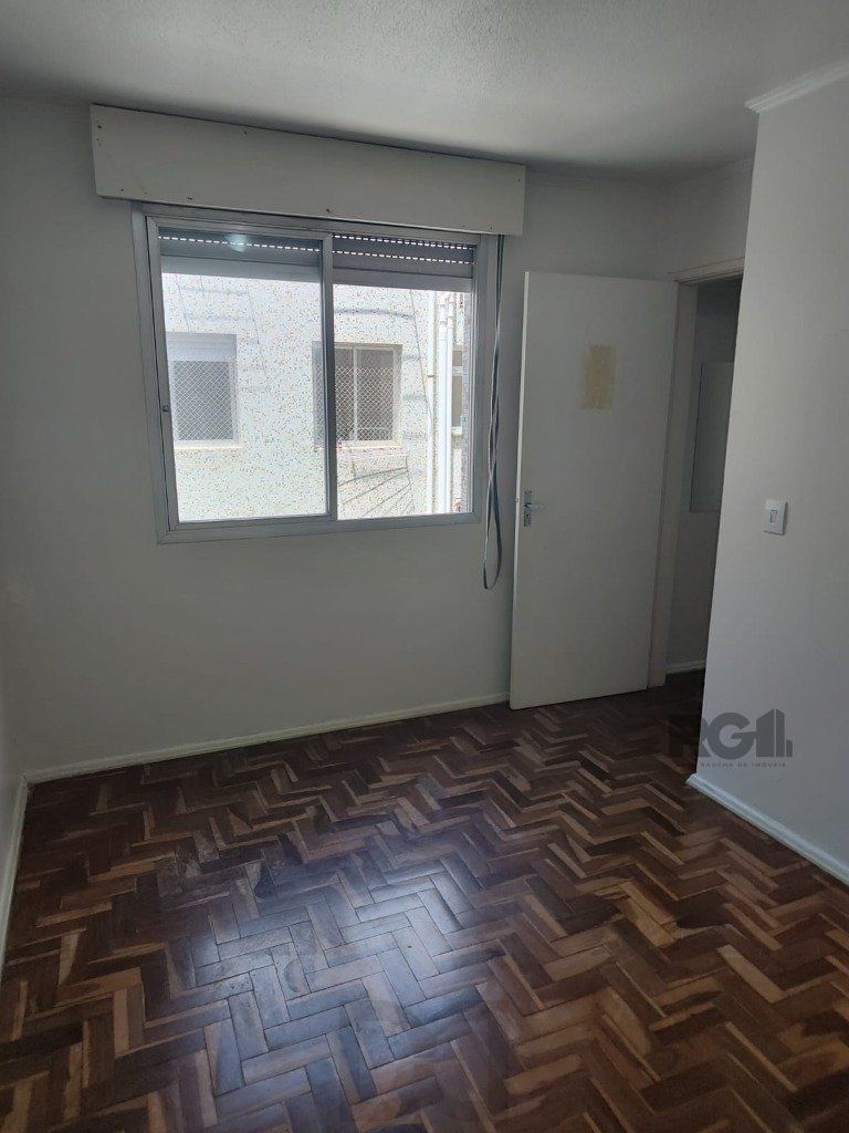 Apartamento 1Dormitório desocupado na Venâncio Aires piso parquêt ensolarado área de serviço ac financiamento FGTS — foto 9