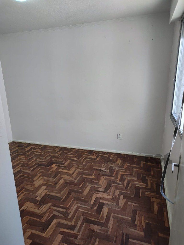 Apartamento 1Dormitório desocupado na Venâncio Aires piso parquêt ensolarado área de serviço ac financiamento FGTS — foto 8