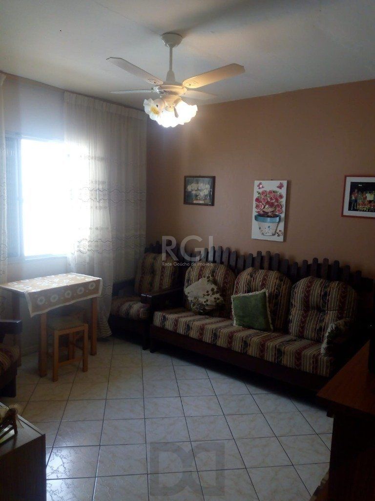 Apartamento 2dormitórios desocupado — foto 2