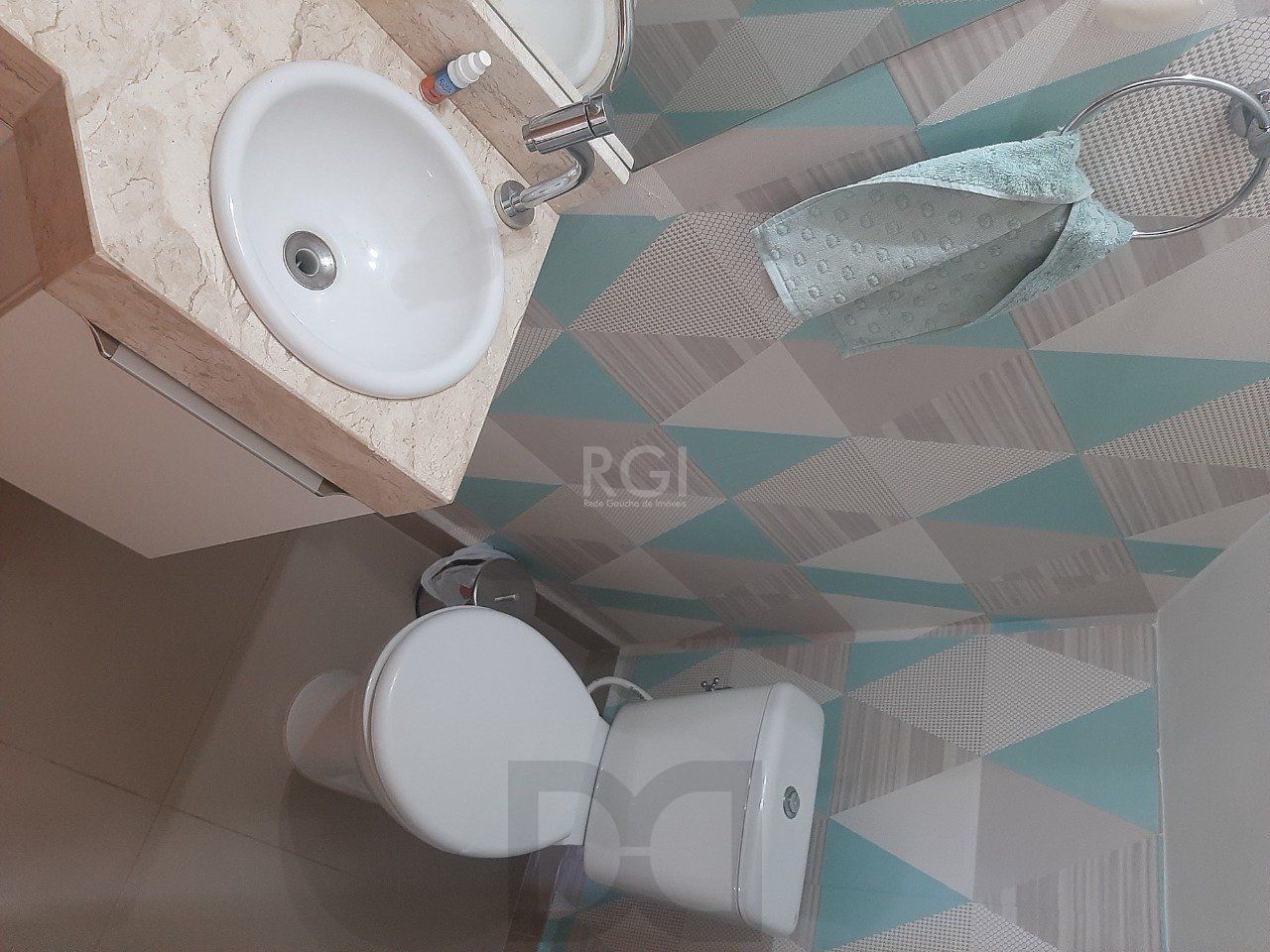 Casa com 2 quartos, 2 suítes, varanda, vaga, no bairro Aberta dos Morros, Poa/RS — foto 10