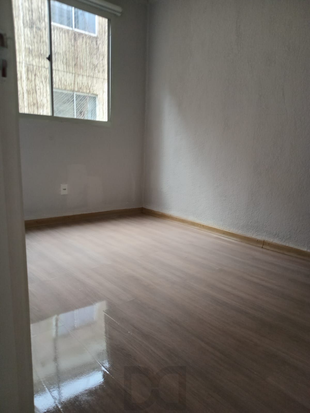 Apartamento com 02 Quartos e 01 Vaga no Bairro Mário Quintana em Porto Alegre — foto 3