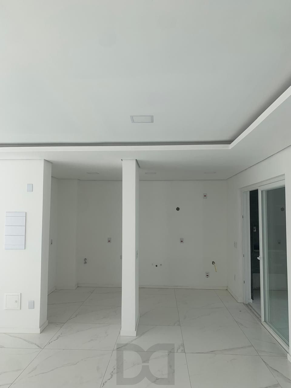 Casa com 3 dormitórios e suíte à Venda no Bairro Medianeira - Porto Alegre/RS — foto 8