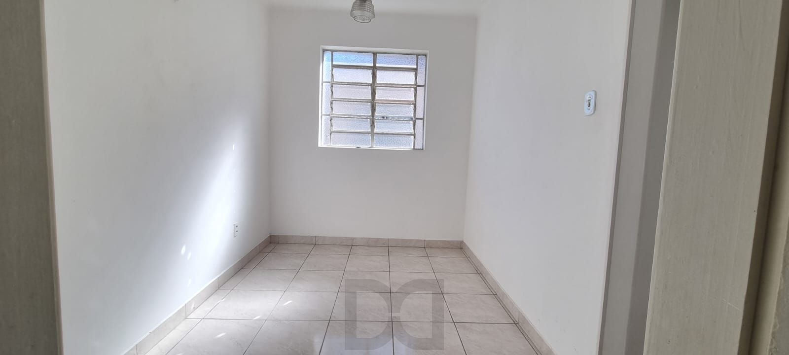 Sala jantar 3,53 x 2,44m = 8,61m²