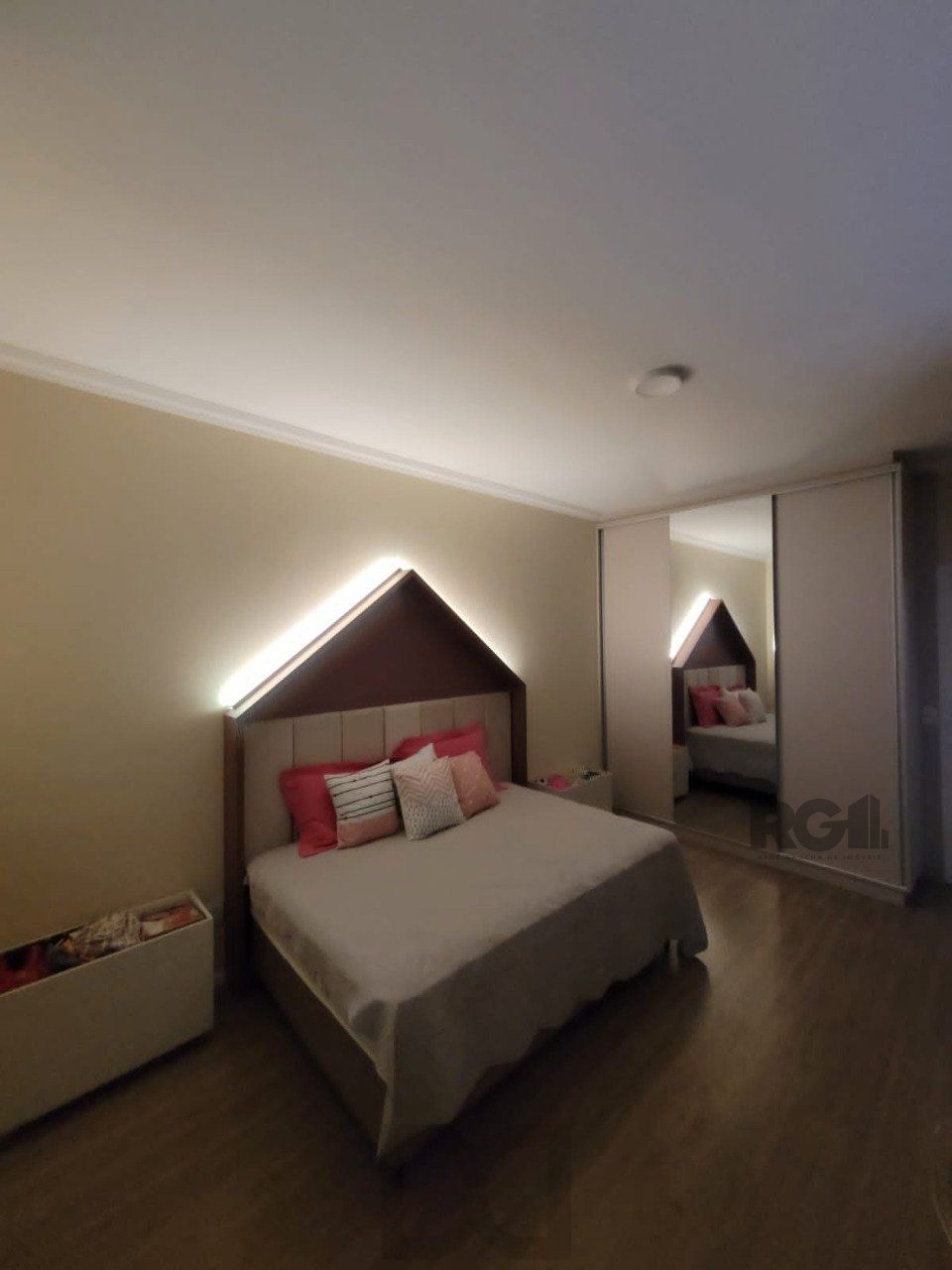 Casa com 3 quartos, 1 suíte, lareira 2 vagas no bairro Hípica, Porto Alegre/RS — foto 10