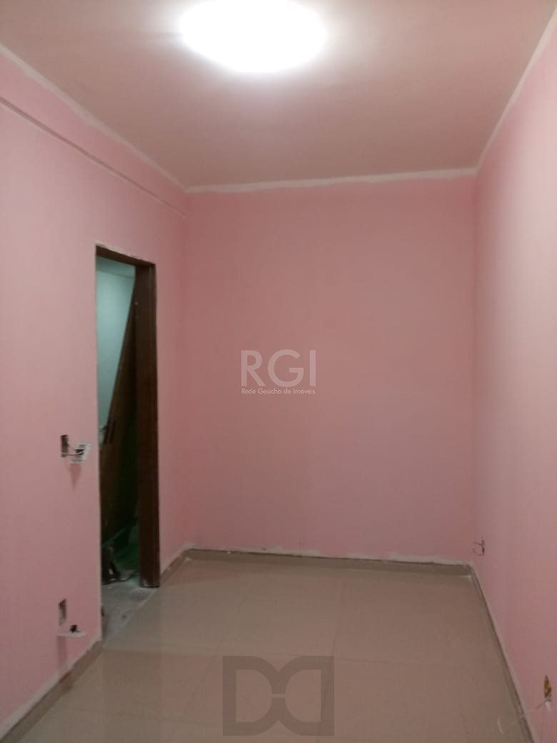 Casa com 2 quartos, 2 vagas de garagem, no bairro Aberta dos Morros, Porto Alegre/RS — foto 25