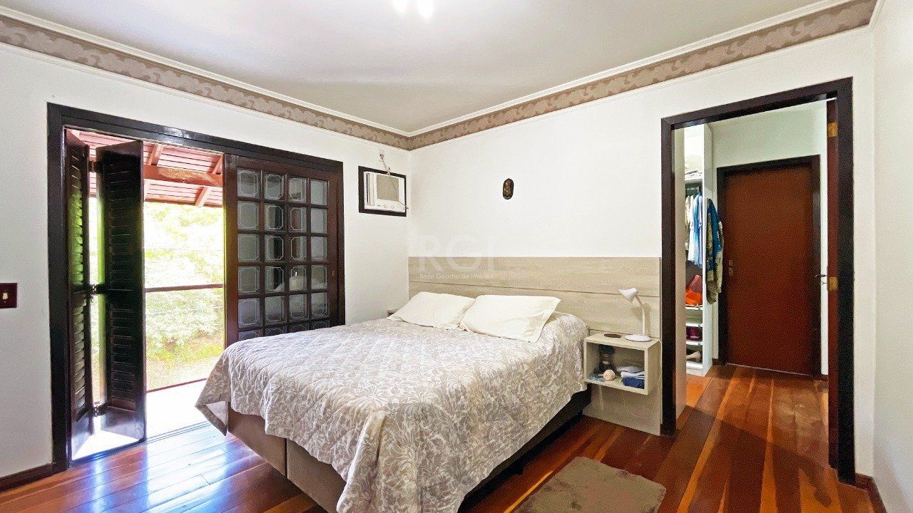 Casa 4 Suítes e 6 vagas de garagem no bairro Jardim Itu — foto 21