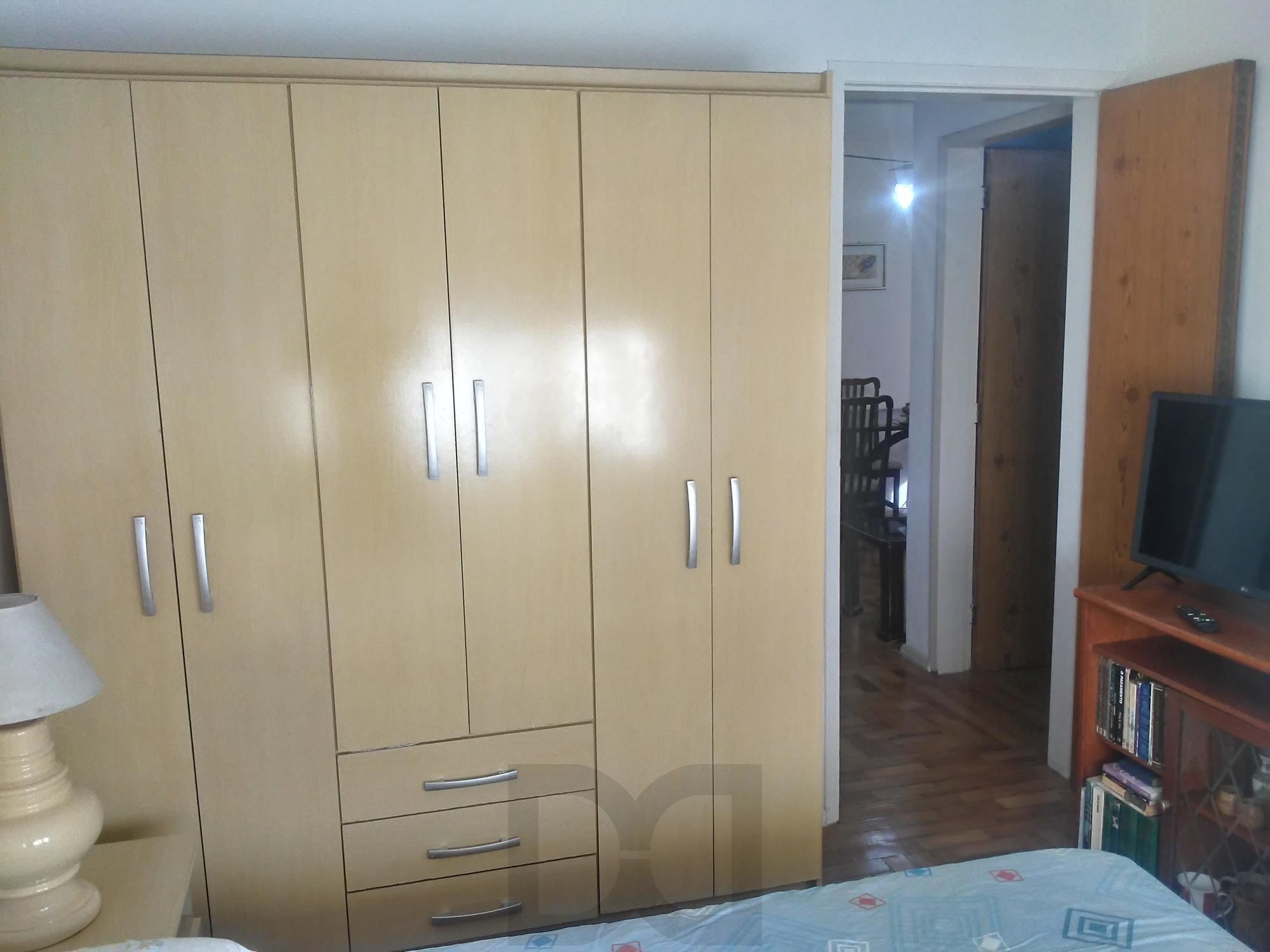 APARTAMENTO 2 DORMITÓRIOS NO 2º PAVIMENTO 1º ANDAR LOCALIZADO  NO BAIRRO SÃO SEBASTIÃO — foto 32