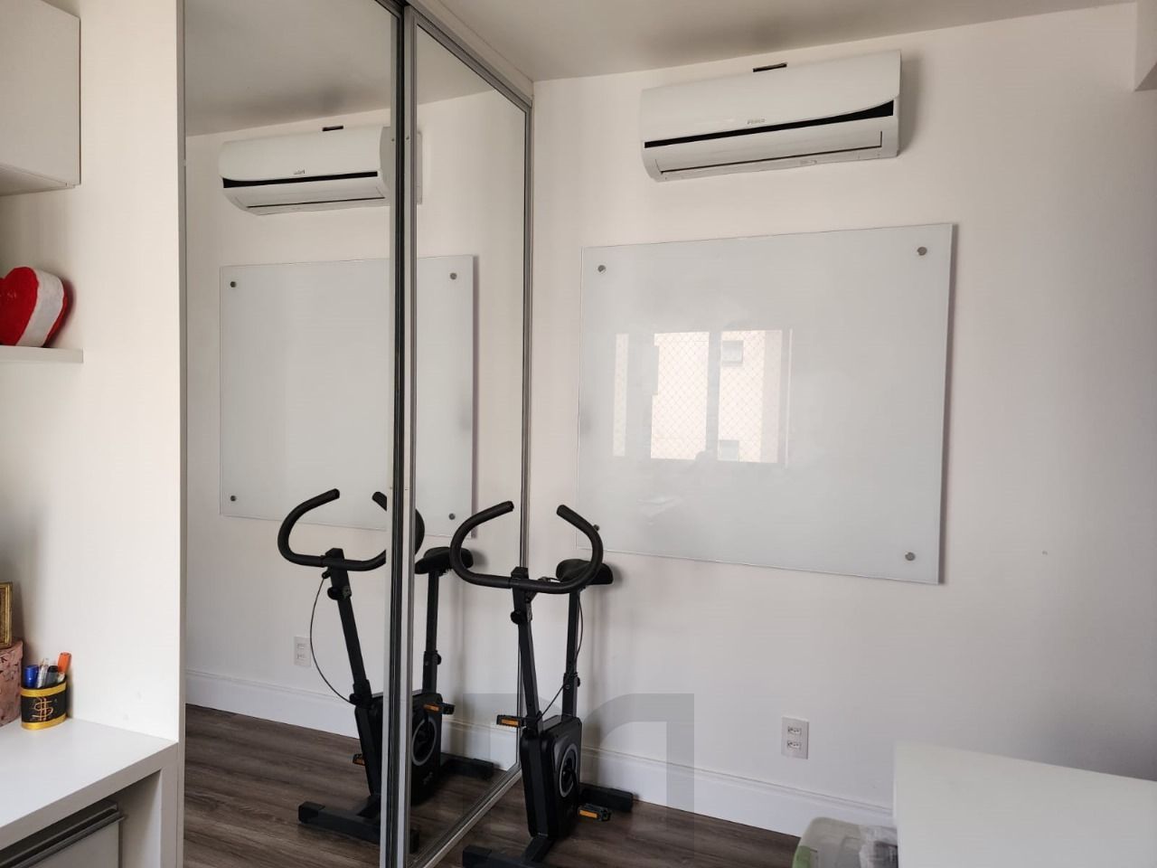 Apartamento com 03 quartos (01 suíte) e 02 Vagas no Bairro Cavalhada — foto 14