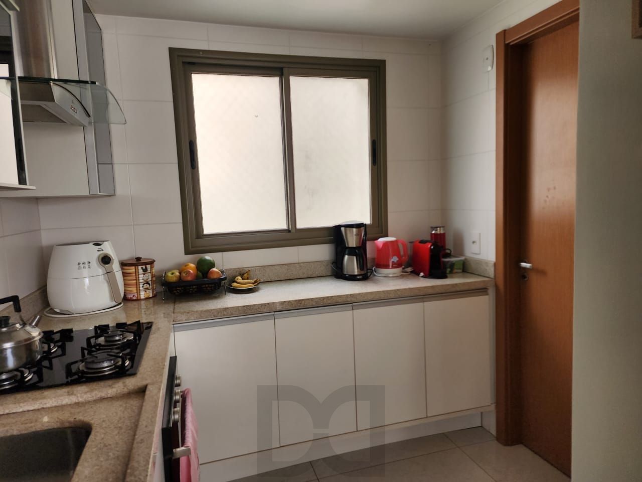 Apartamento com 03 quartos (01 suíte) e 02 Vagas no Bairro Cavalhada — foto 6