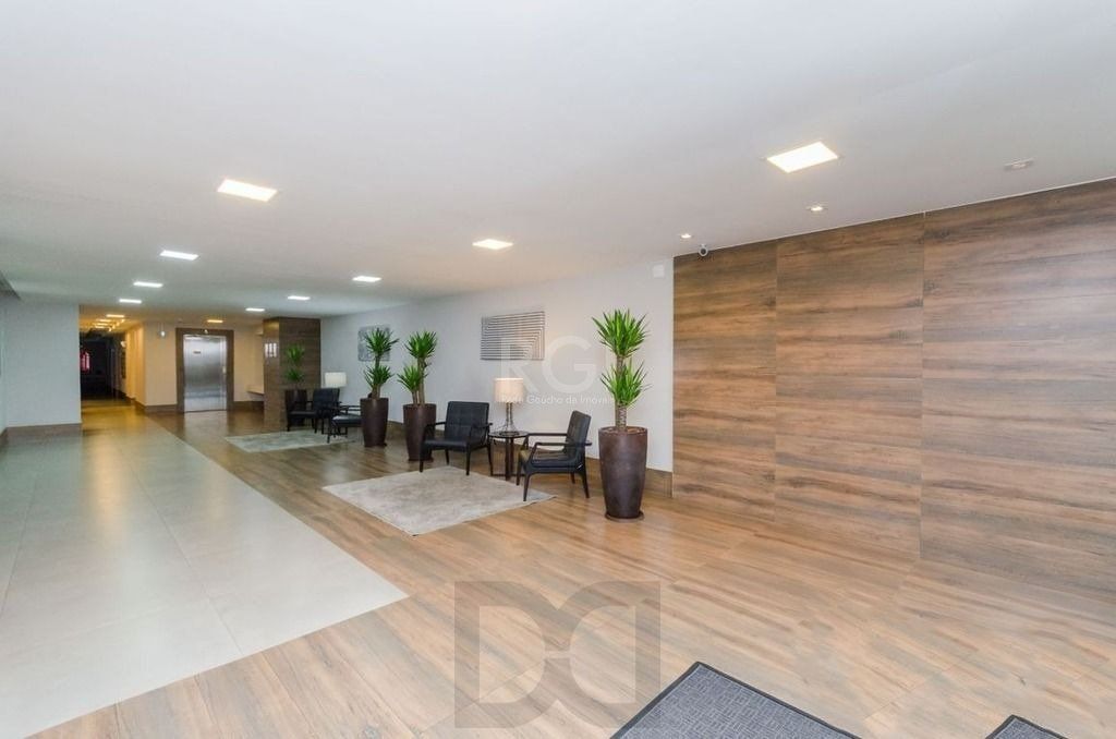 Apartamento com 3 quartos, 1 suíte, churrasqueira, 2 vagas, no bairro Cristal — foto 10