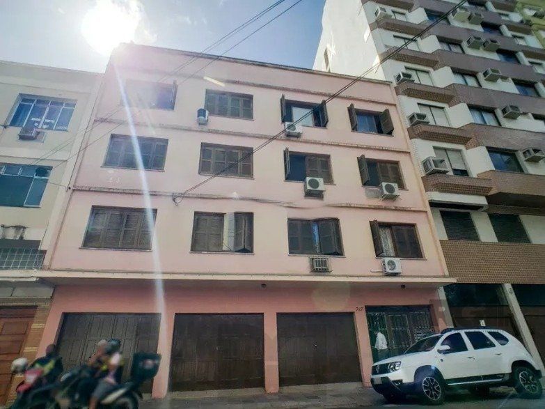 Apartamento Térreo com 02 dormitórios Na cidade Baixa em Porto Alegre/RS — foto 1