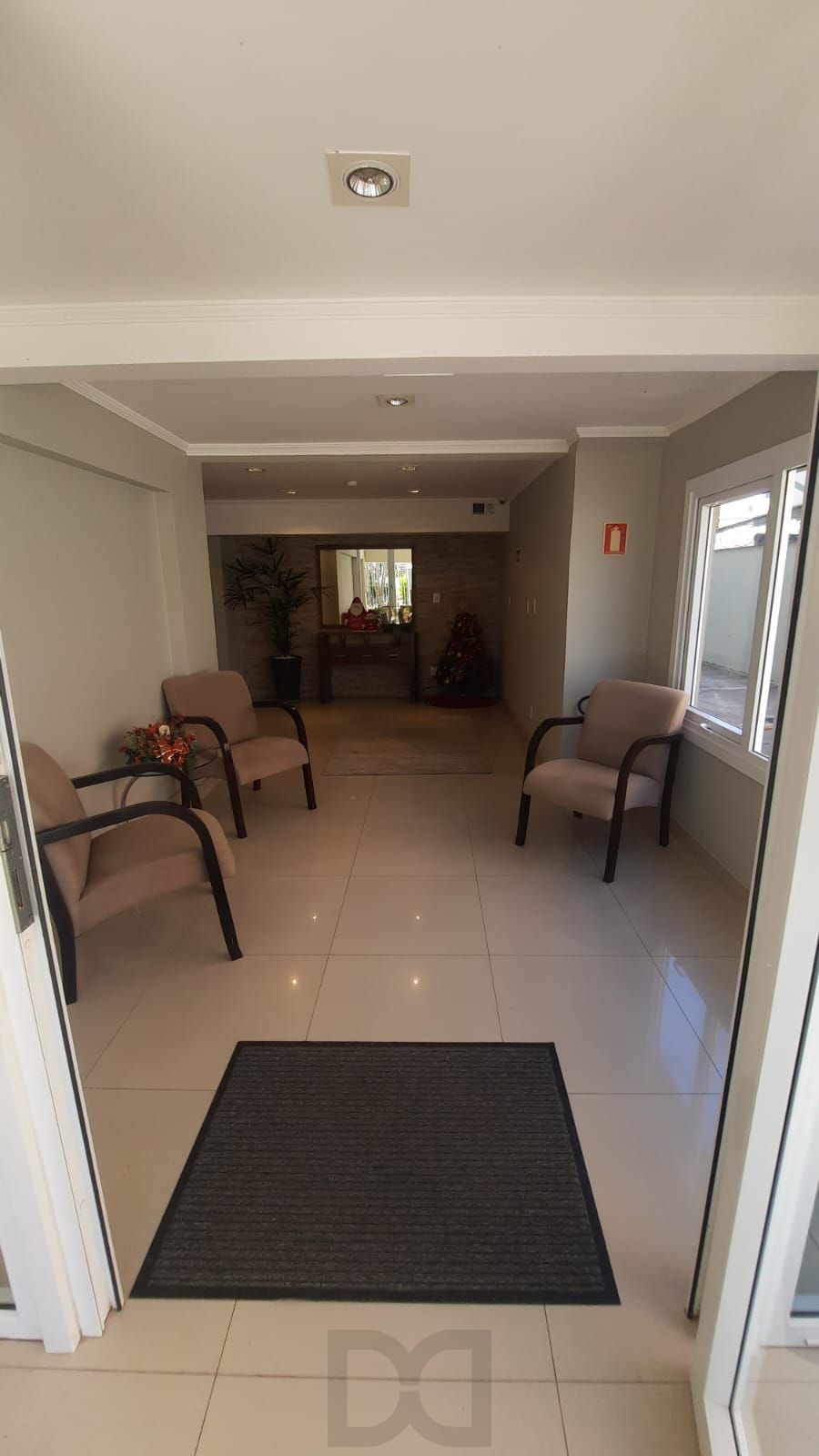 Apartamento com 02 quarto e 01 vaga no Bairro Praia de Belas em Porto Alegre — foto 13