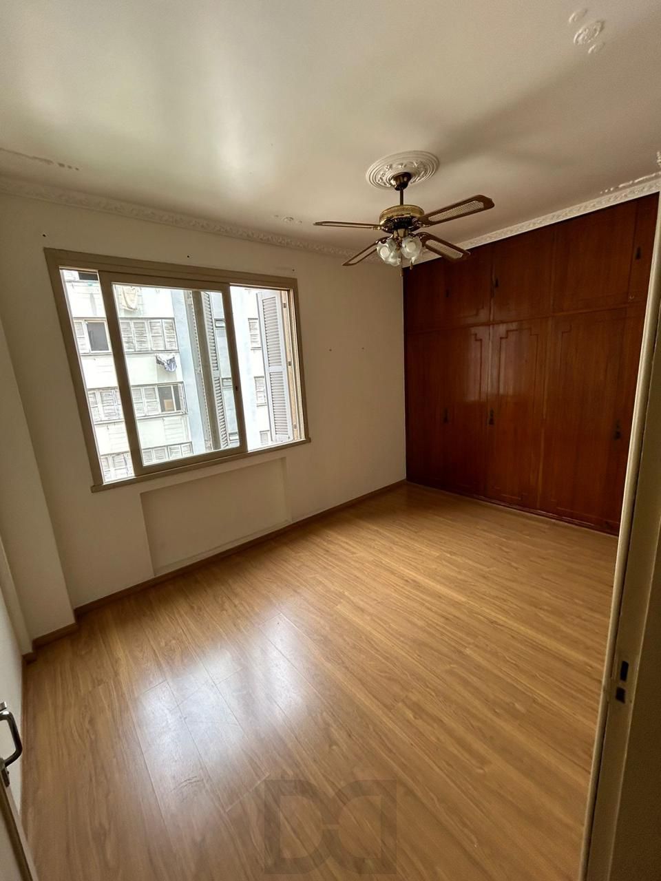 Apartamento com 03 quartos e 02 banheiros no Centro Histórico de Porto Alegre — foto 10