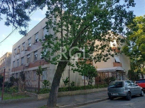 Apartamento para Venda - 65m², 3 dormitórios, Cavalhada, Porto Alegre — foto 2