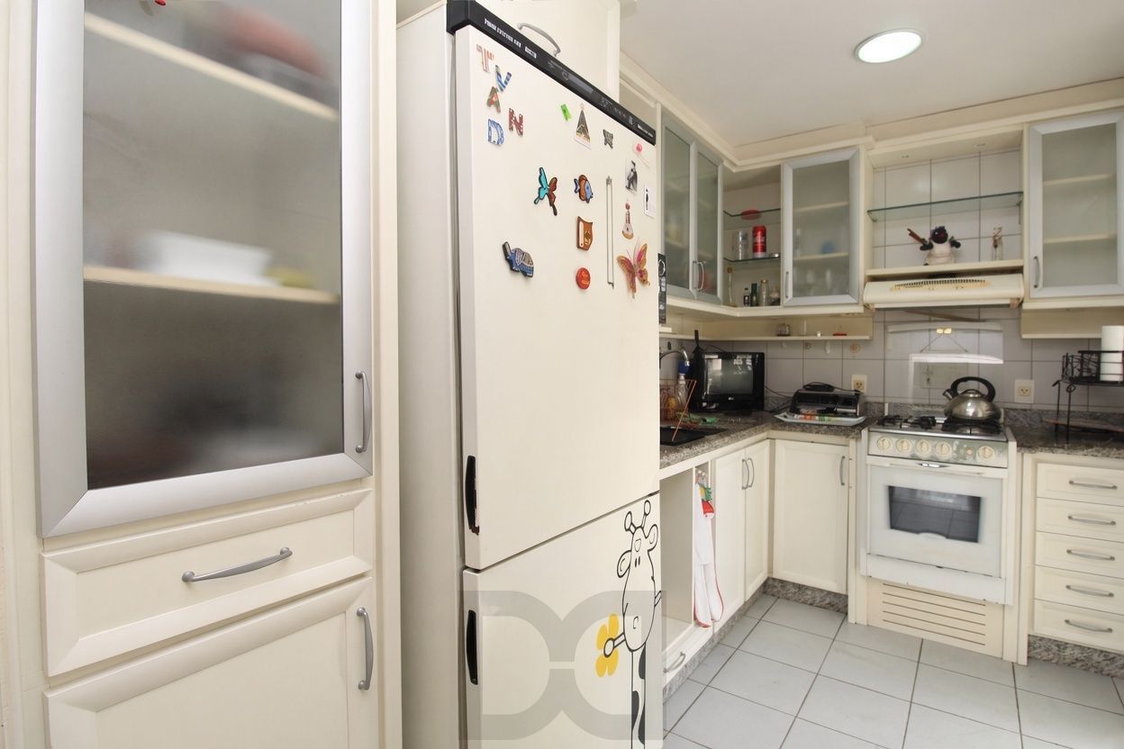 Apartamento 2 Quartos sendo com suíte Bairro Floresta Porto Alegre — foto 16