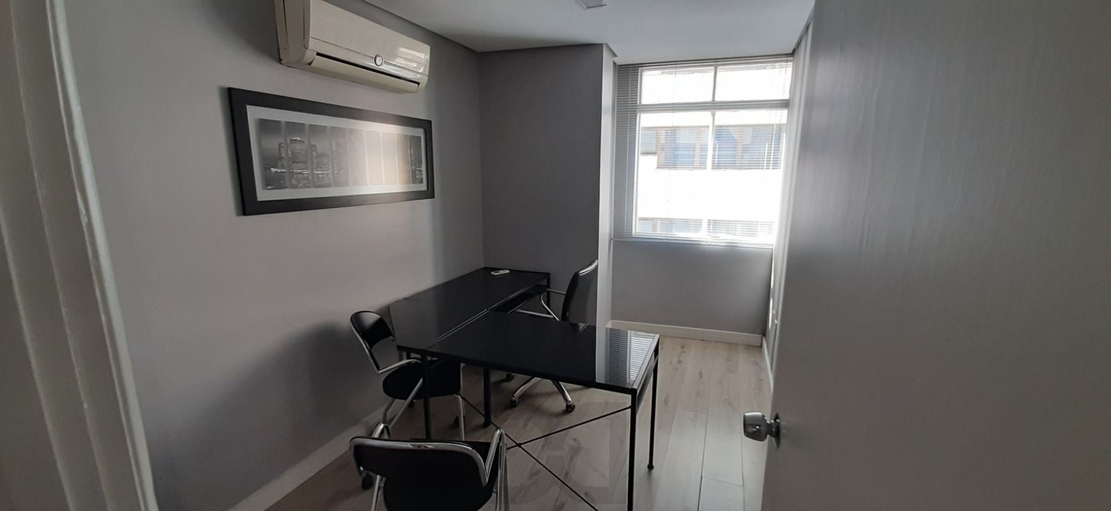 Sala / Conjunto Comercial à venda Rua Doutor Flores, Centro Histórico - Porto Alegre — foto 1
