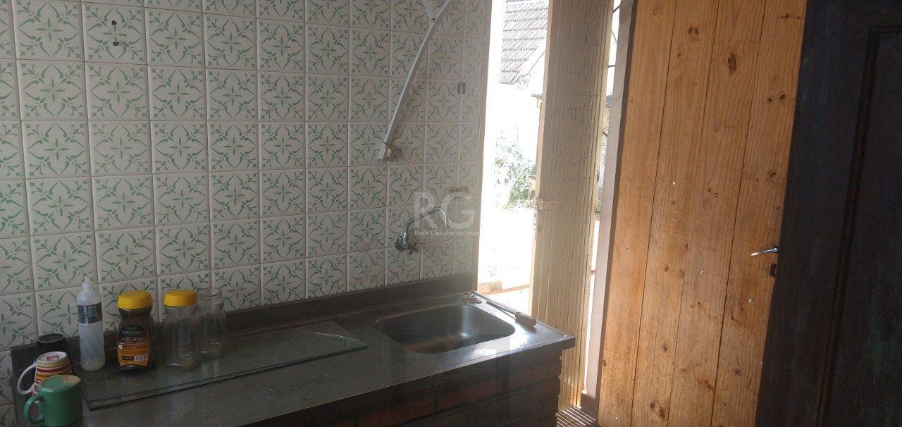 Casa de 4 dormitórios na Av. Teresópolis bairro Teresópolis — foto 17