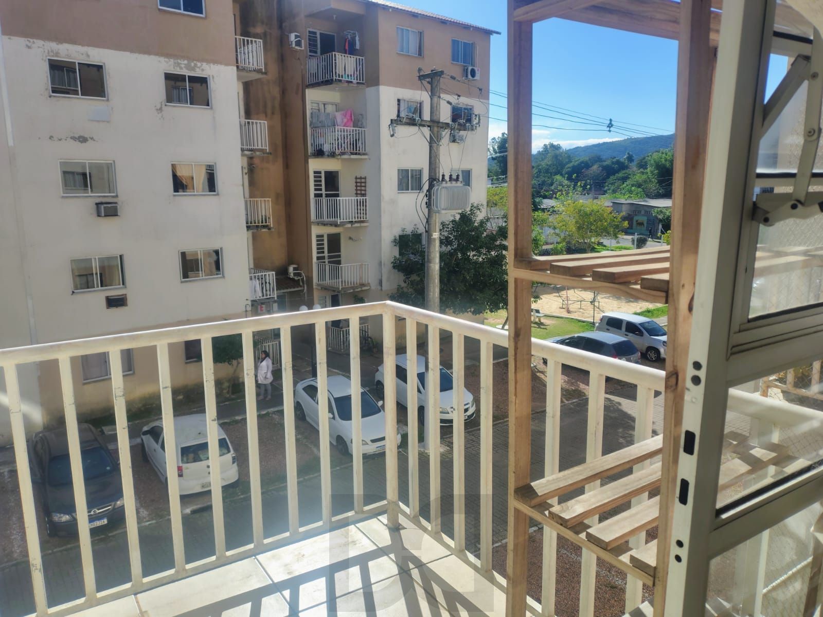 Apartamento de 2 dormitórios , sacada ,salão de festas com churrasqueira , portaria virtual , 1 vaga de garagem rotativa ! — foto 4