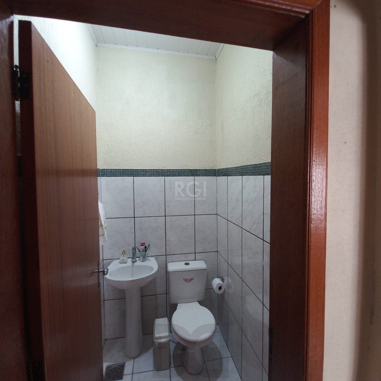 2 Casa com 4 quartos, 2 vagas de garagem, no bairro Belém Novo, Porto Alegre/RS — foto 13