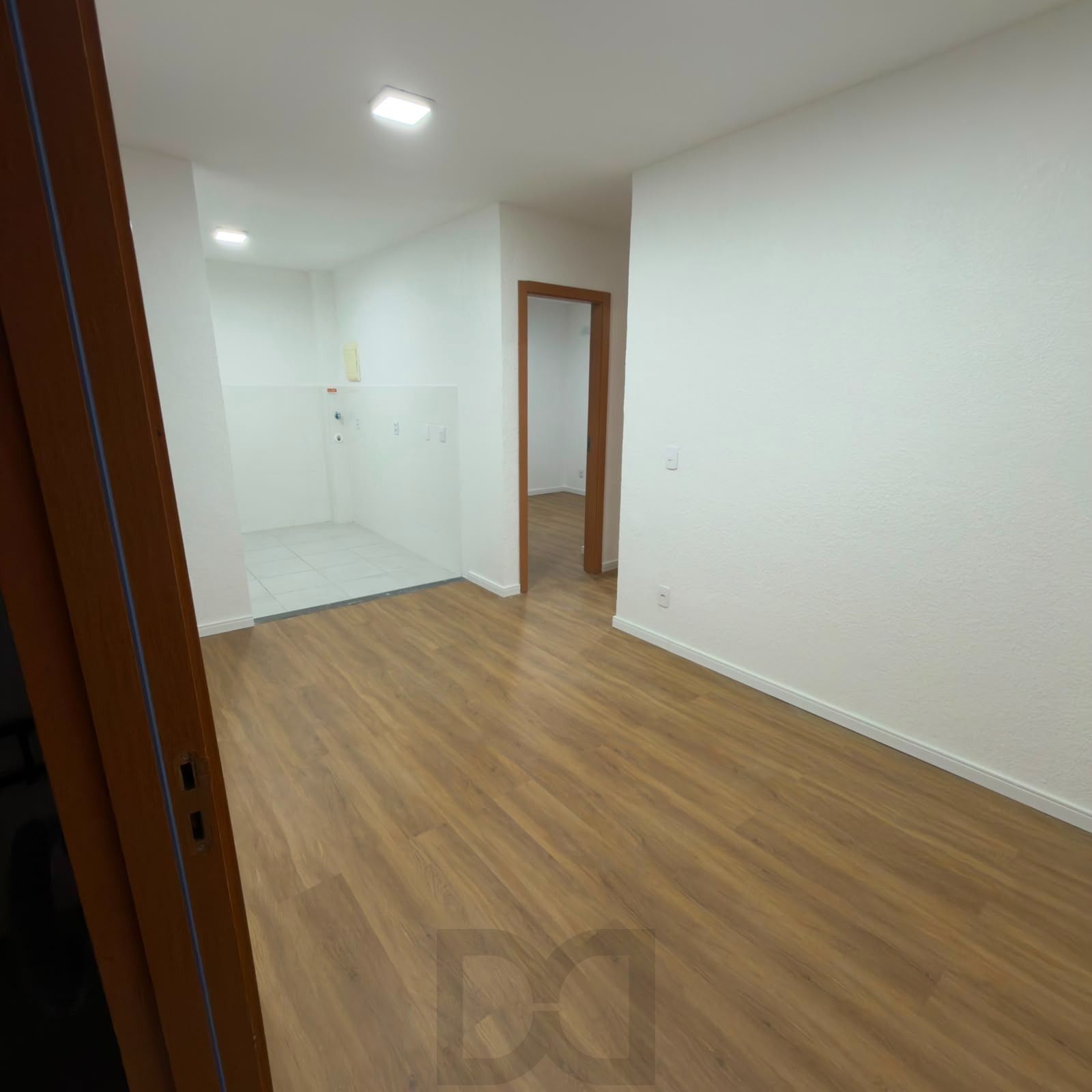 Apartamento com 02 quartos e 01 vaga no Bairro Restinga, Porto Alegre/RS — foto 3