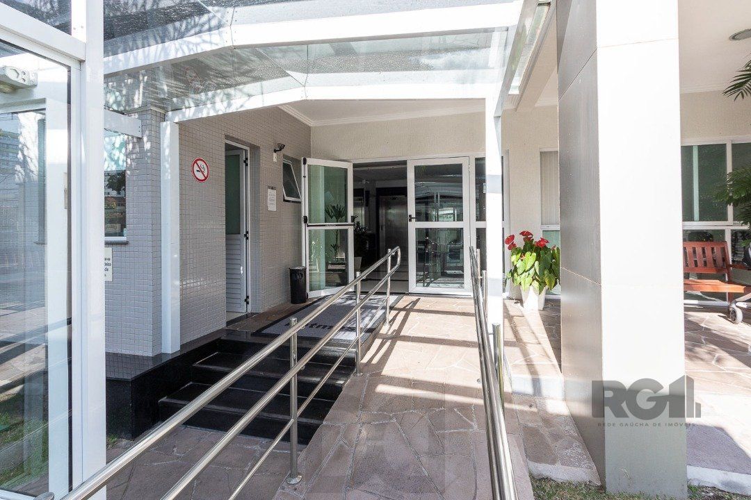 Apartamento de 02 dormitórios no Bairro Tristeza em Porto Alegre/RS — foto 2