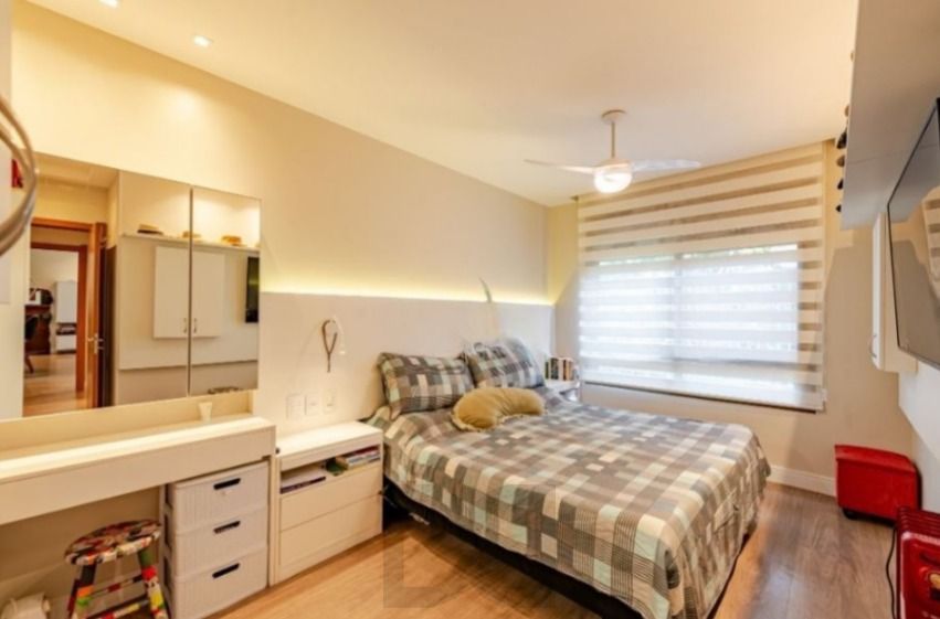 Apartamento térreo de 3 dormitórios 1 suíte ,vaga dupla coberta ! — foto 4