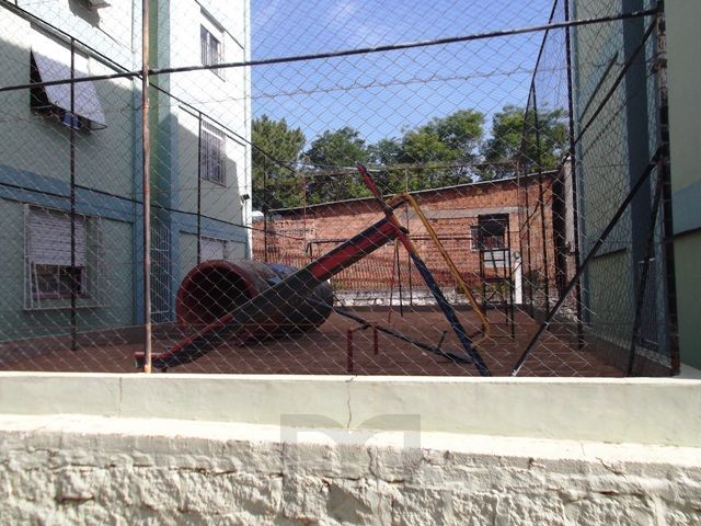 Apartamento 3 dormitórios com 63m², Bairro Camaquã em Porto Alegre — foto 3