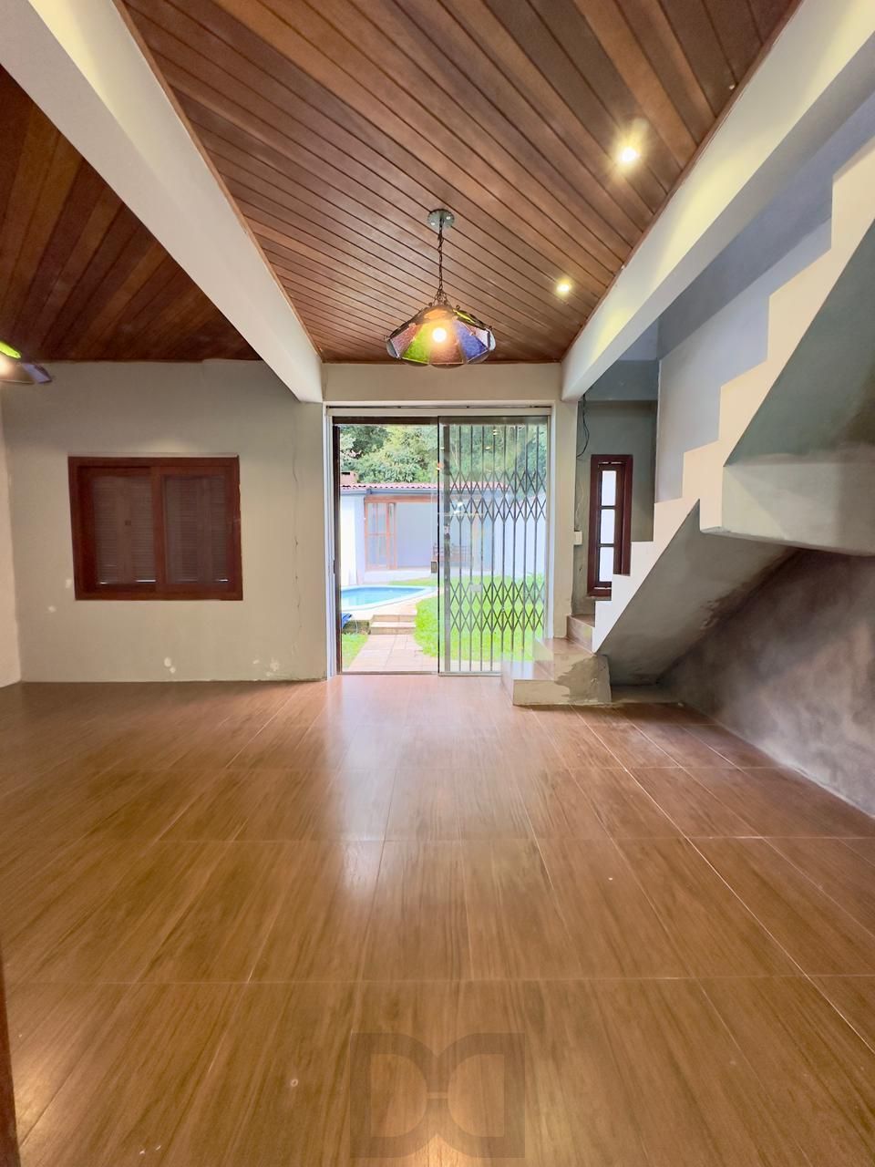 CASA DE DOIS QUARTOS  COM PISCINA NO BAIRRO PONTA GROSSA — foto 3