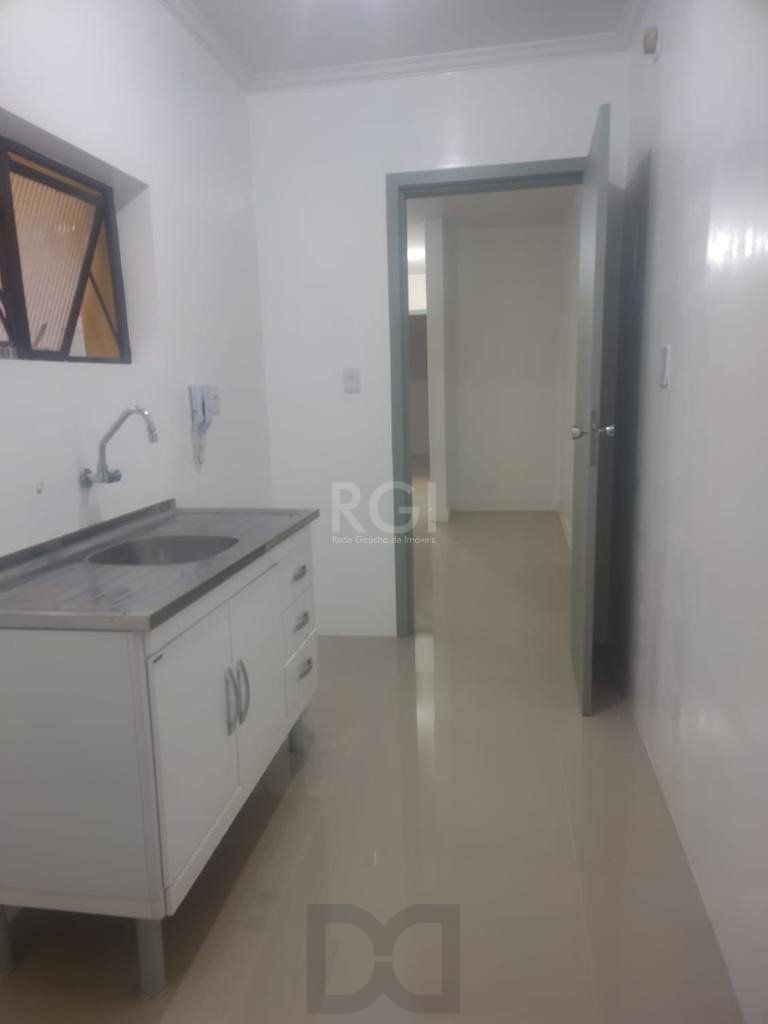 Apartamento - 73.19m², 3 Quartos, sendo 1 suites, Mont Serrat, Porto Alegre/RS — foto 6