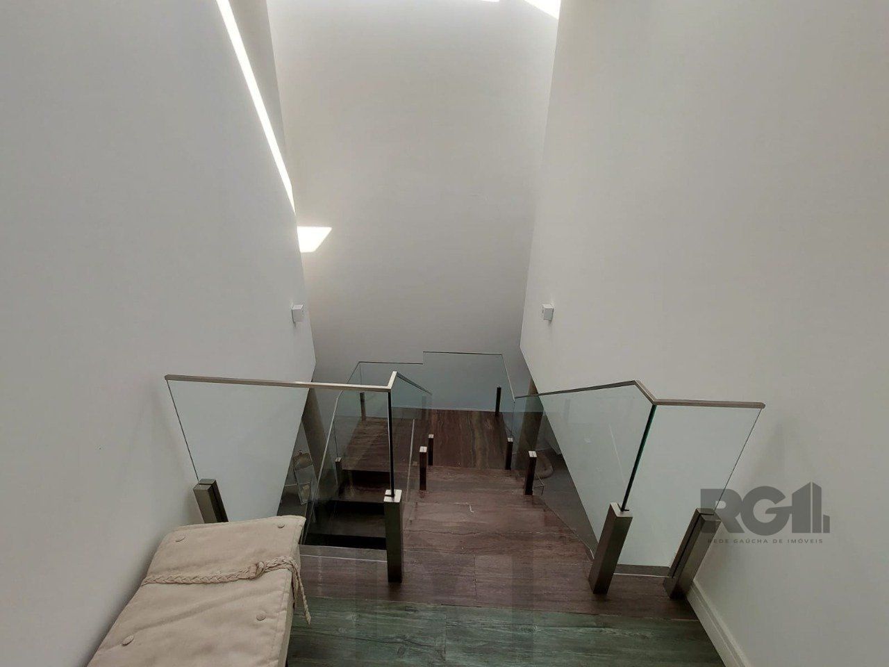 Casa para Venda - 296m², 3 dormitórios, sendo 1 suites, 3 vagas - Vila Nova, Poa — foto 42
