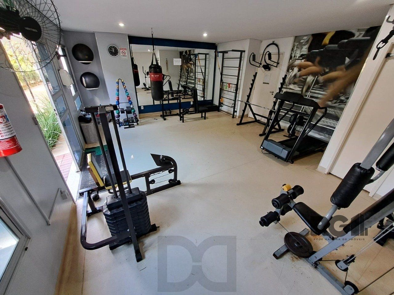 APARTAMENTO DE 2 DORMITÓRIOS E VAGA ESCRITURADA EM CONDOMÍNIO COM INFRA COMPLETA. — foto 30