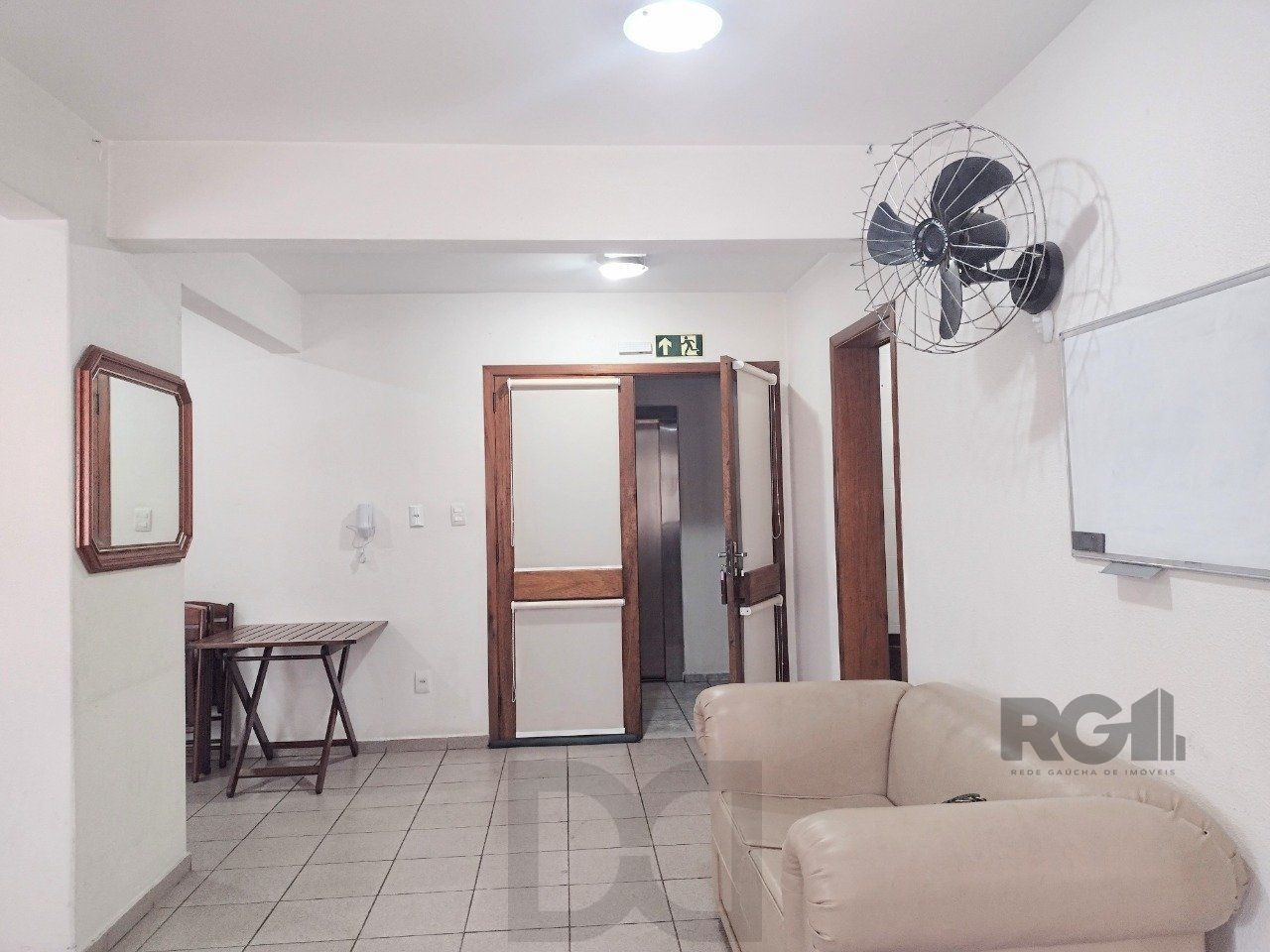 Ótimo apartamento 01 dormitórios com 53,50 m² - com churRasqueira no CENTRO HISTÓRICO — foto 23