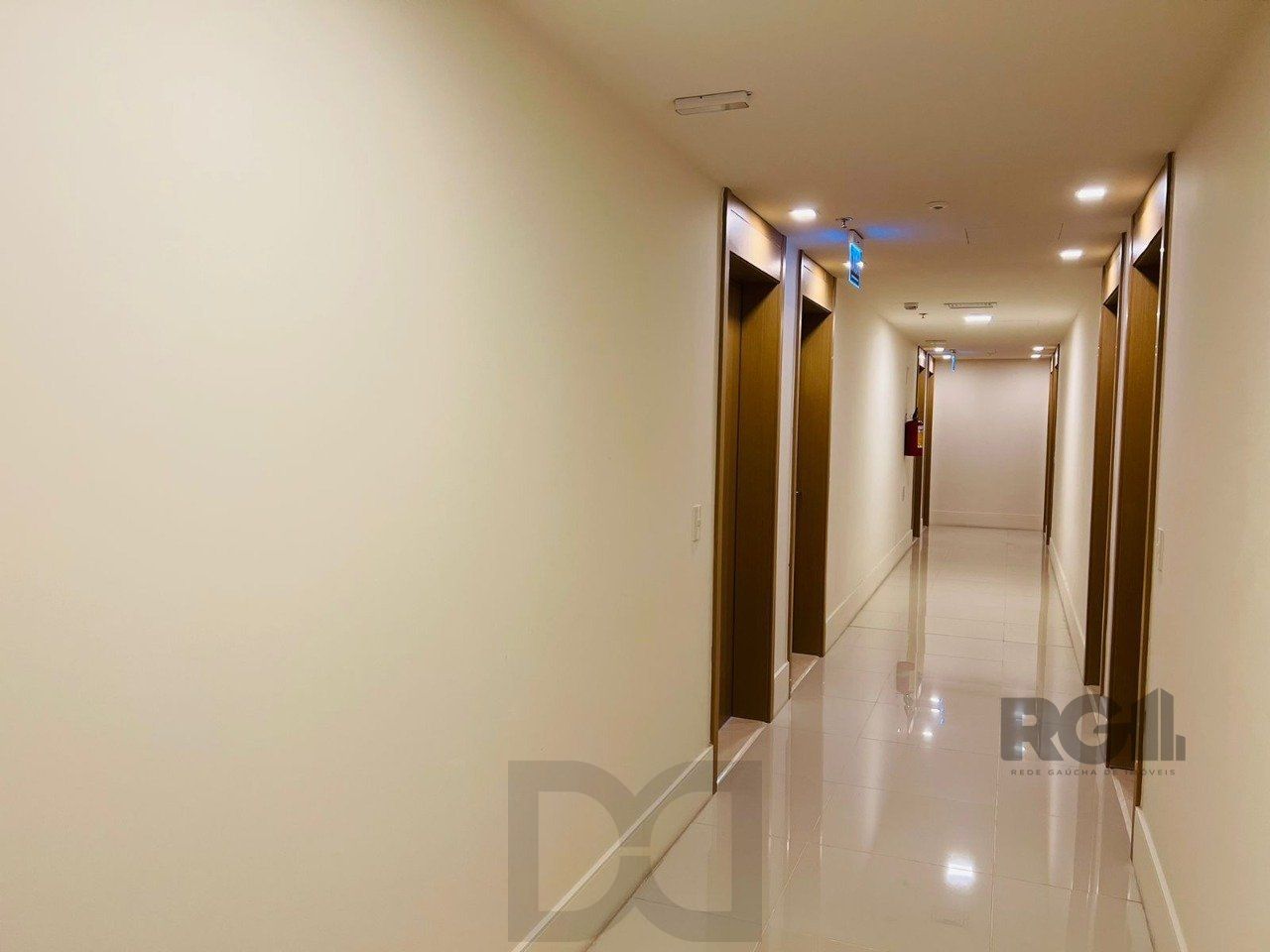 Sala Comercial com 33m² no MEDPLEX Assis Brasil !!! — foto 16