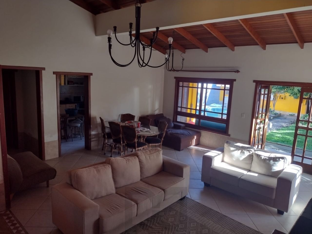 Casa para Venda - 693.6m², 5 dormitórios, sendo 3 suites, 4 vagas - Hípica — foto 3
