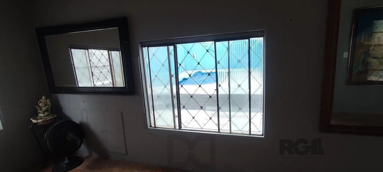 Casa com 2 quartos, vagas de garagem, piscina, bairro Sarandi, Porto Alegre/RS — foto 3
