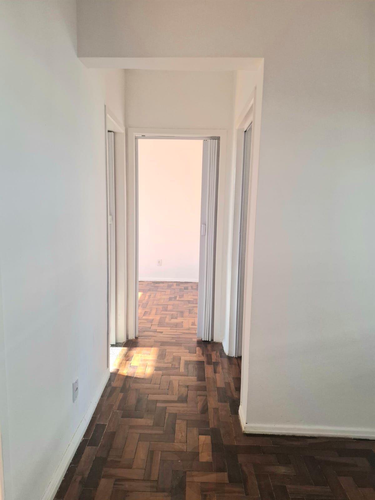 Apartamento de 02 dormitórios no Bairro Camaquã em Porto Alegre- RS — foto 17