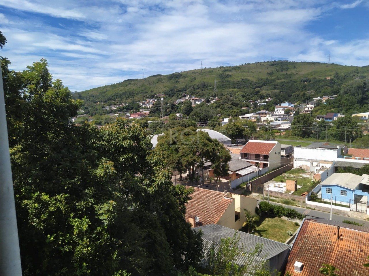 Casa com 5 dormitórios no bairro Jardim Carvalho — foto 5