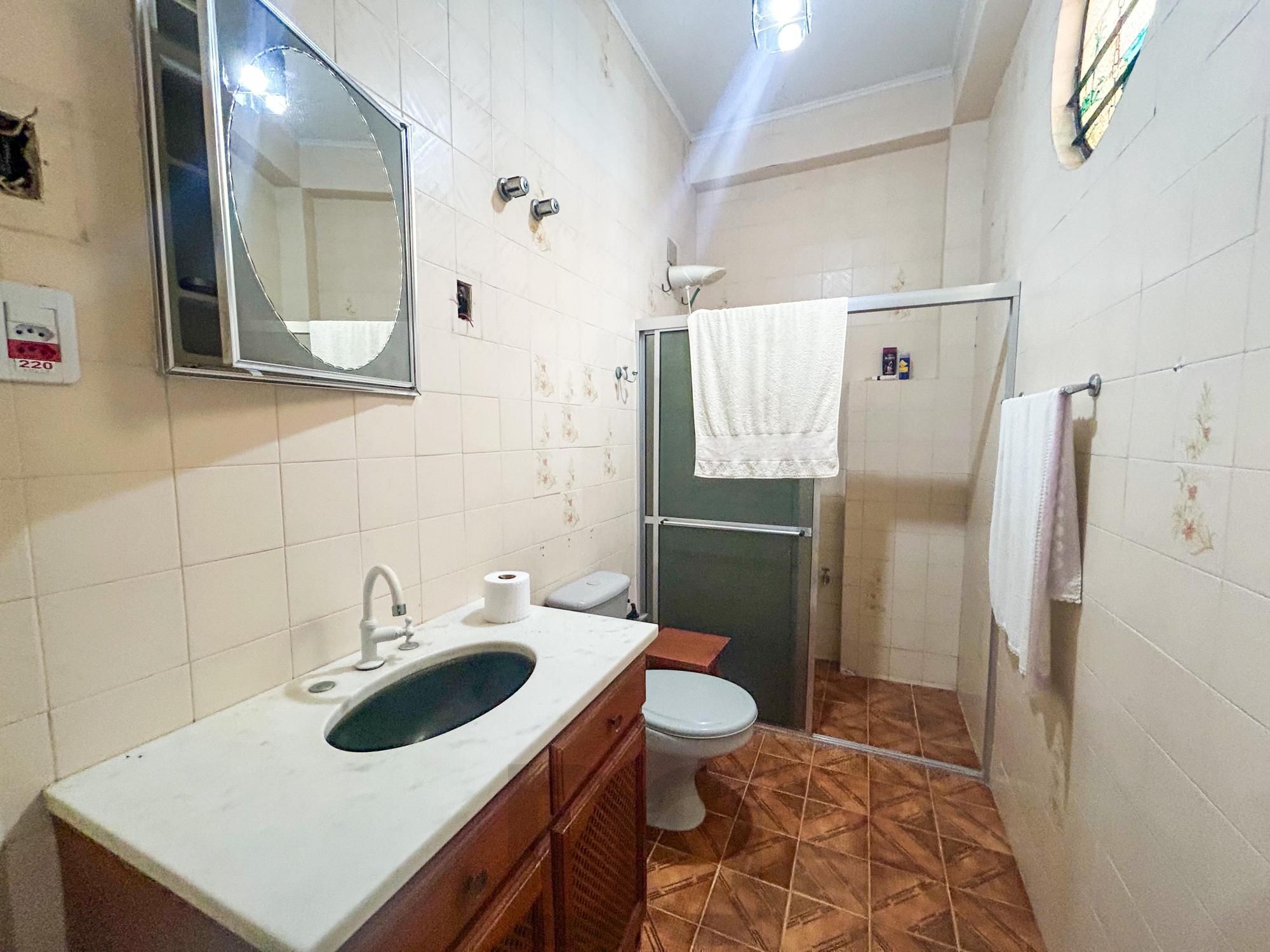 Casa Residencial com 3 Quartos, sendo 1 suíte e 3 Banheiros, no Bairro Santa Teresa em Porto Alegre, RS — foto 12