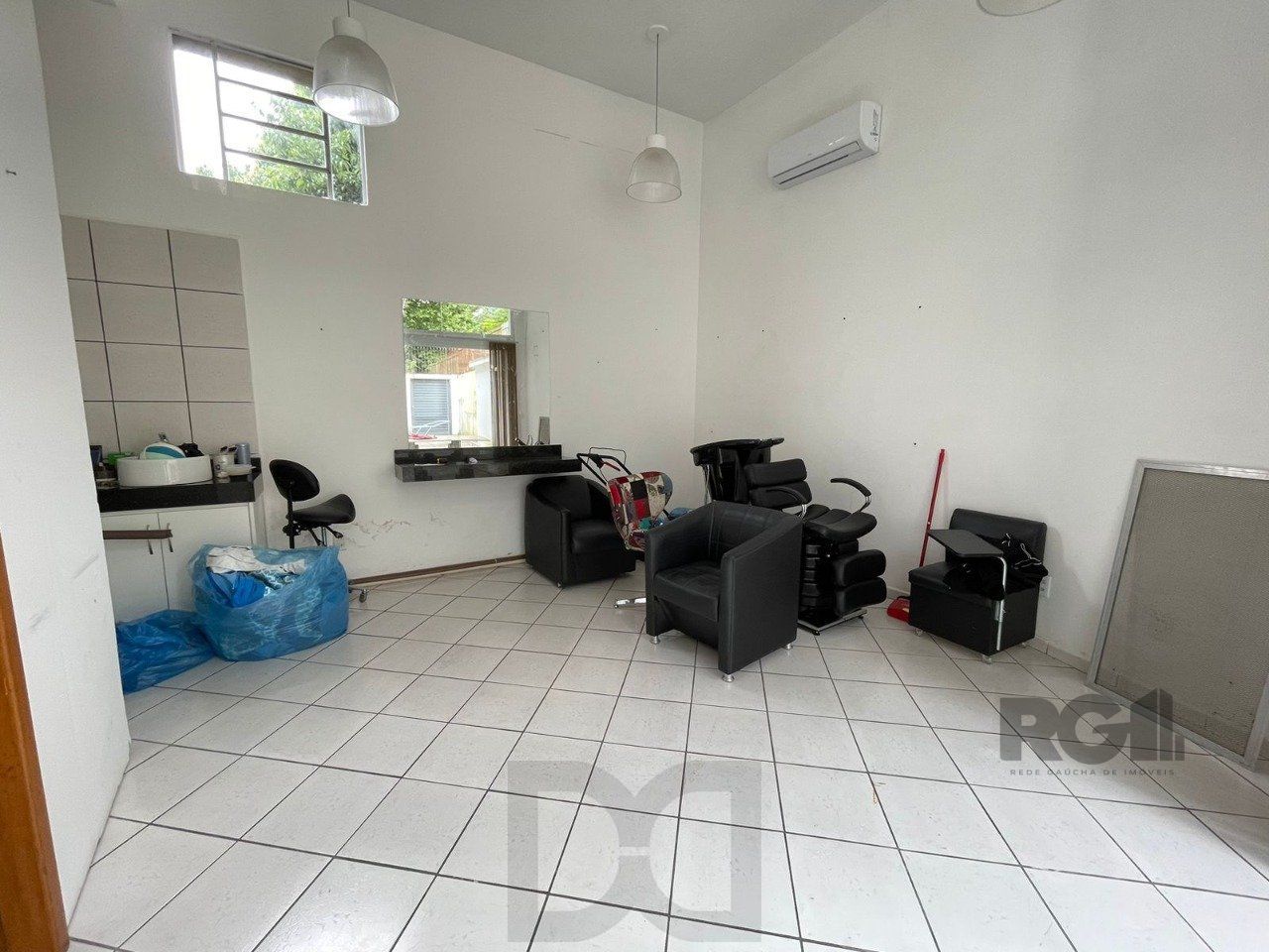 Prédio comercial 225m², com 5 lojas individuais, pé direito alto Vila Conceição. — foto 11