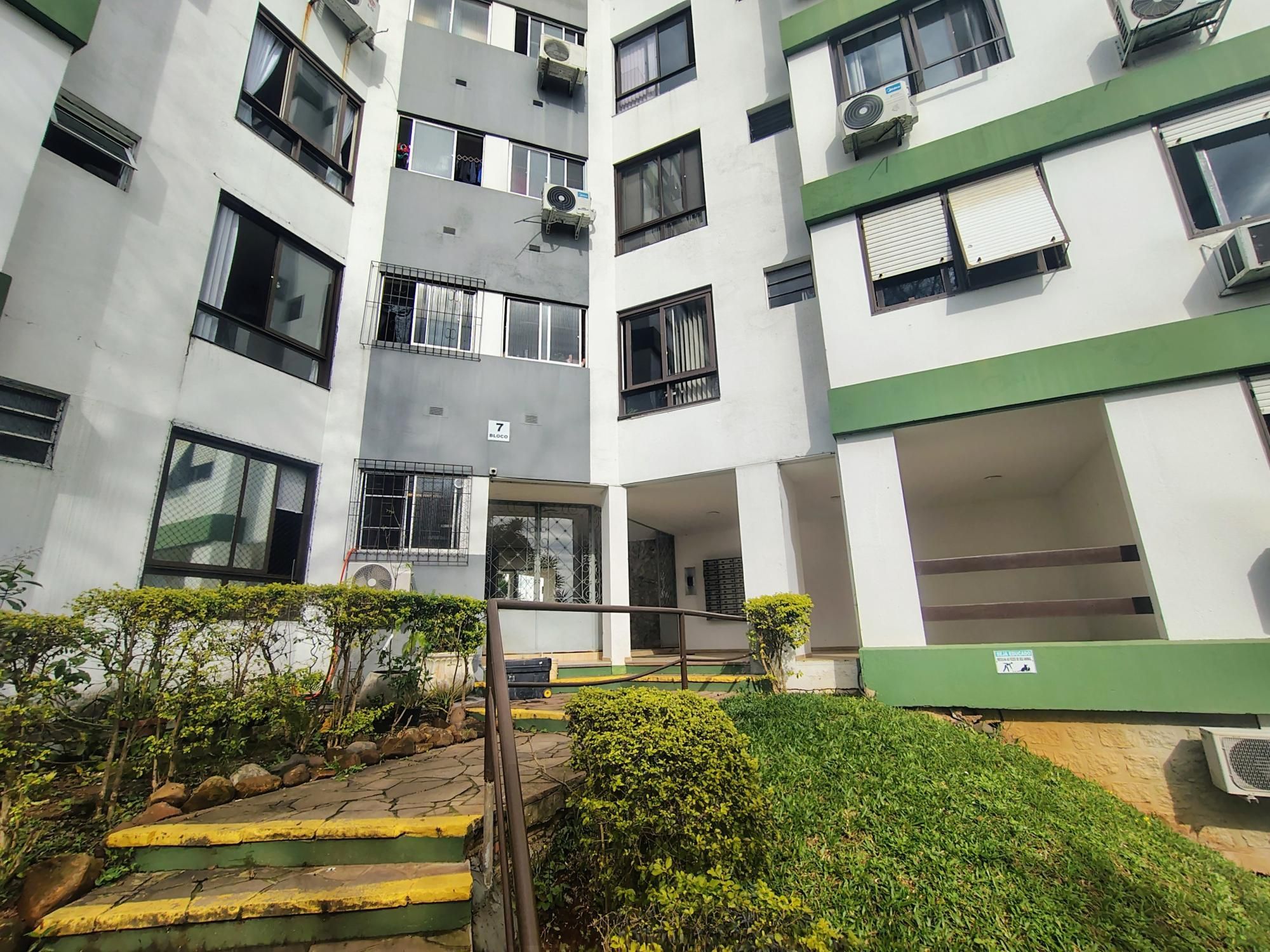 Apartamento com 03 Quartos e 01 Vaga de Locação no Bairro Nonoai, Porto Alegre — foto 1