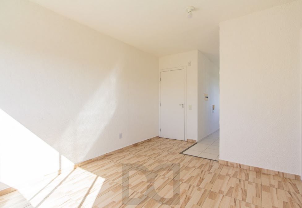Apartamento de 2 Quartos e 01 vaga fixa no Bairro Jardim Leopoldina em Porto Alegre — foto 2