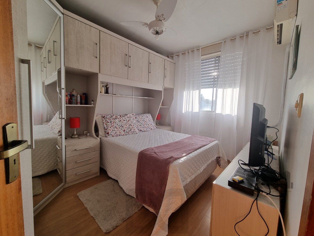 Apartamento 3 Quartos, 1 banheiro, 1 vaga no Bairro Vila Nova, Porto Alegre, RS — foto 24