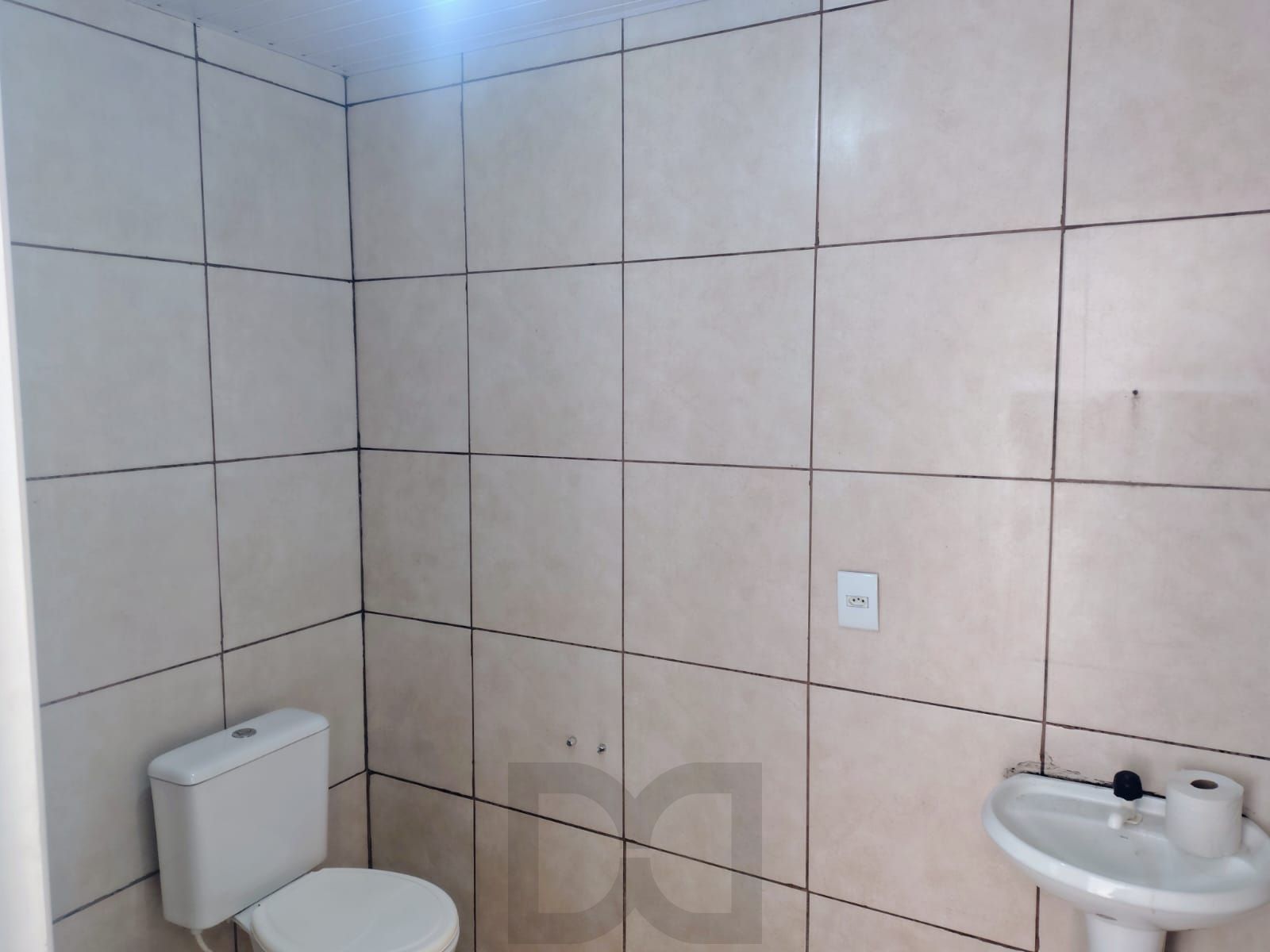 Apartamento de 2 dormitórios , sacada ,salão de festas com churrasqueira , portaria virtual , 1 vaga de garagem rotativa ! — foto 10